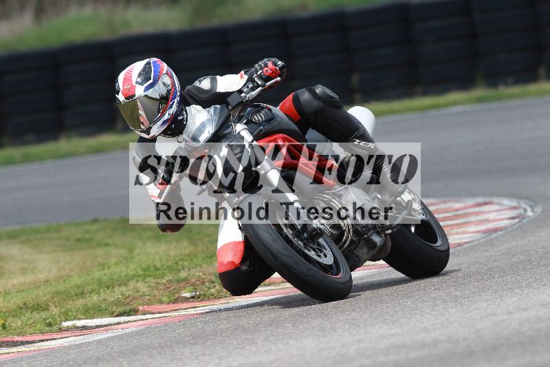 Archiv-2022/13 25.04.2022 Plüss Moto Sport ADR/Freies Fahren/21